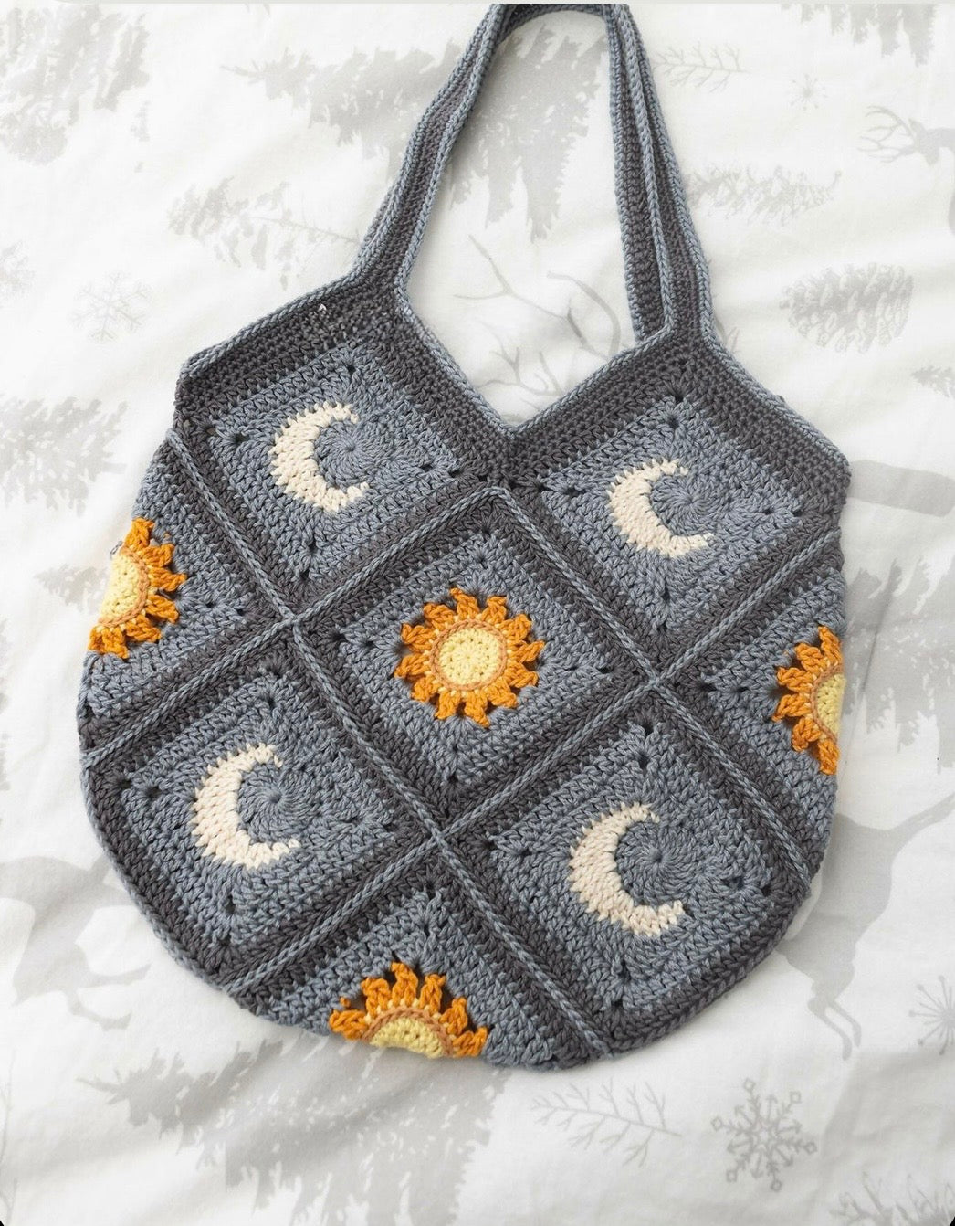 🌙 Sun & Moon Granny Square Tote Bag