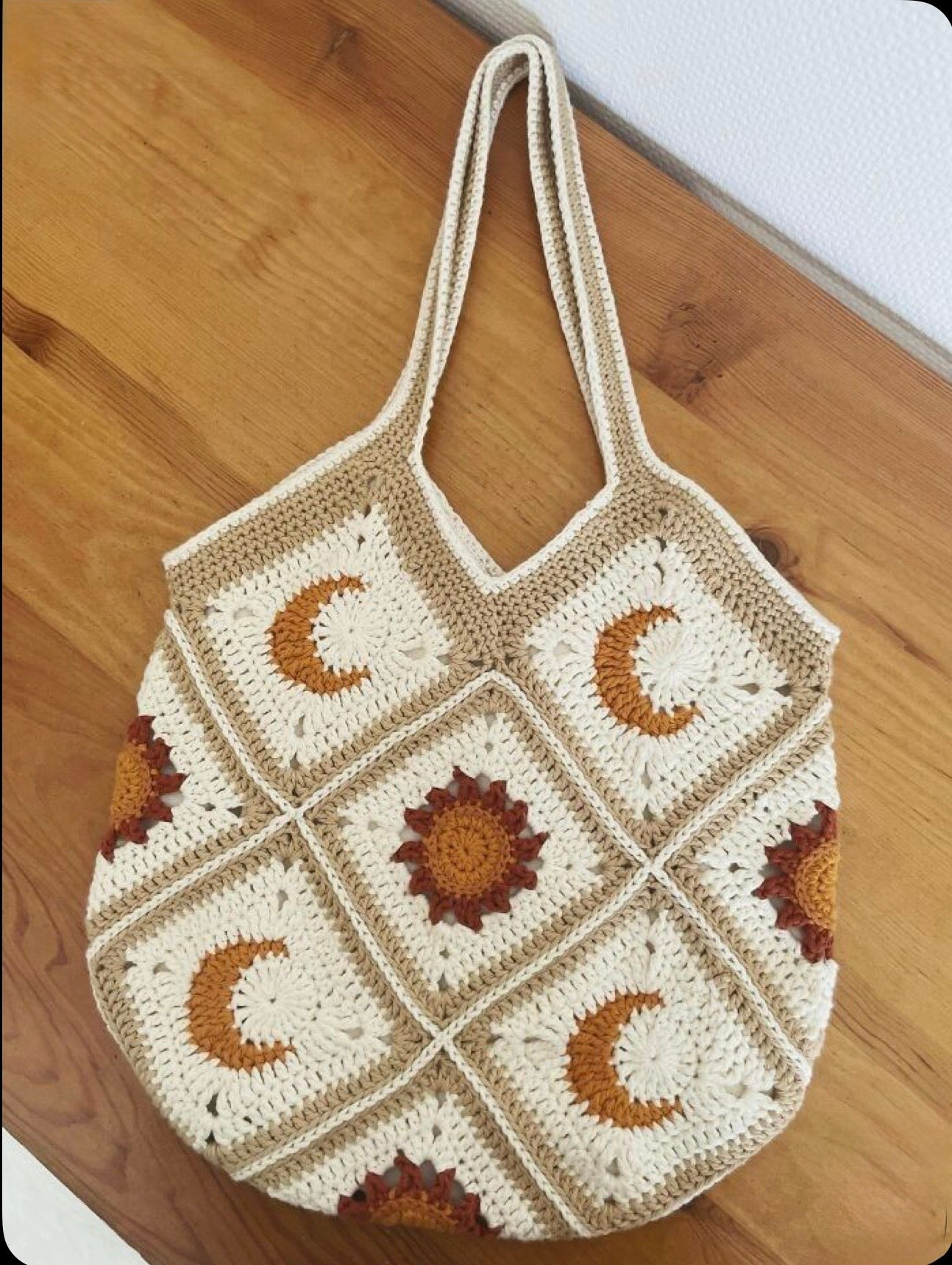 🌙 Sun & Moon Granny Square Tote Bag